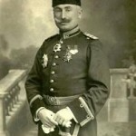 Il generale Hasan İzzet